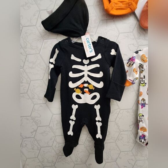 Nwt Unisex Boy or Girl Halloween Clothes Bundle, Size NB - Picture 2 of 5
